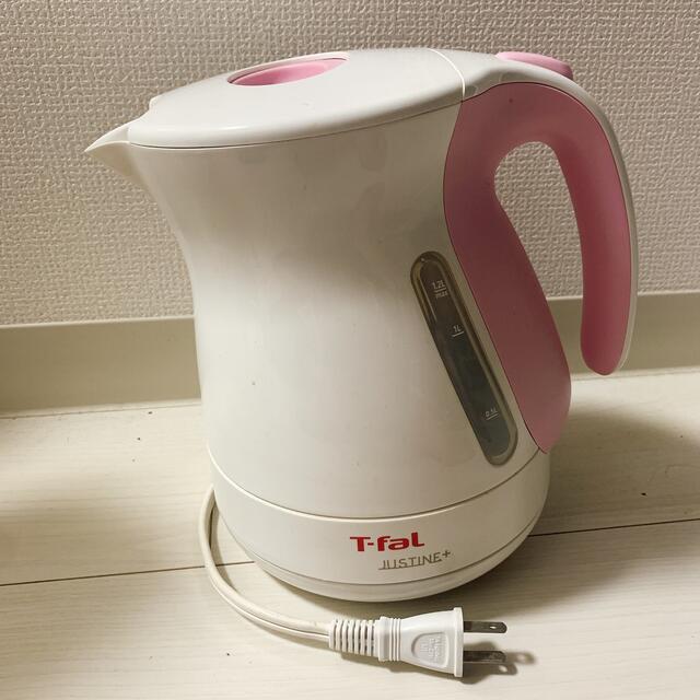 T-fal(ティファール)のT-fal 電気ケトル 1.2L　ピンク スマホ/家電/カメラの生活家電(電気ケトル)の商品写真
