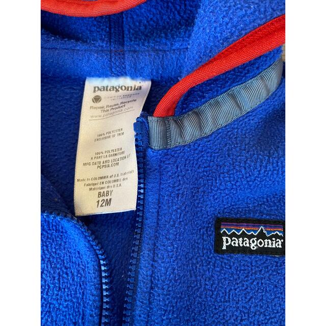 patagonia(パタゴニア)のPatagonia  フリースパーカー【12M】 キッズ/ベビー/マタニティのベビー服(~85cm)(ジャケット/コート)の商品写真