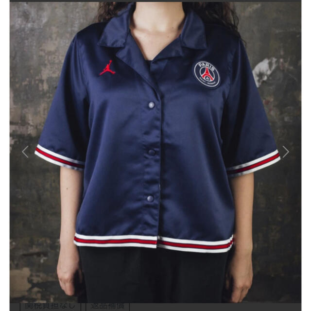 Paris Saint-Germain(パリサンジェルマン)のジョーダン　パリ サンジェルマン　シャツ レディースのトップス(シャツ/ブラウス(半袖/袖なし))の商品写真