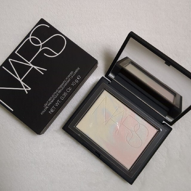 フェイスパウダーNARS ライトリフレクティング　パウダー