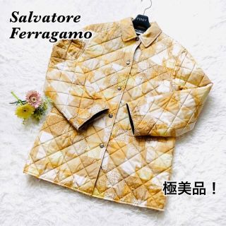 美品　Salvatore Ferragamo サルヴァトーレフェラガモ　コート