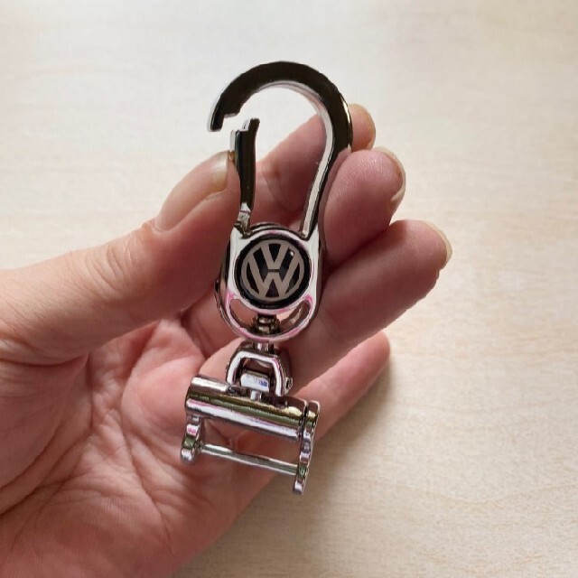 Volkswagen(フォルクスワーゲン)のvorkswargen VW フォルクスワーゲン　ロゴ　キーホルダー　キーリング 自動車/バイクの自動車(車内アクセサリ)の商品写真