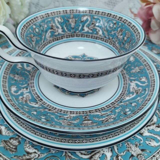 【極美品!!】☆★Wedgwoodフロレンティーン★☆５ピースセット① 3