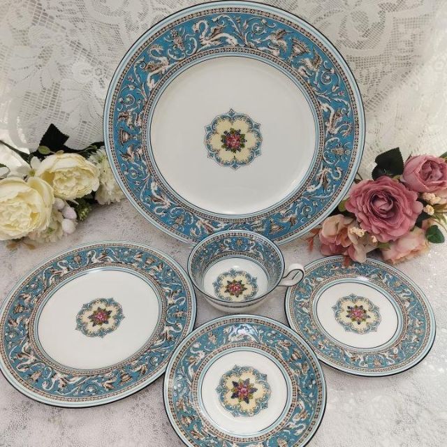 【極美品!!】☆★Wedgwoodフロレンティーン★☆５ピースセット① 4