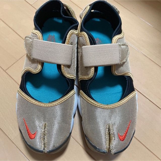 NIKE WMNS AIR RIFT エアリフト ゴールド 26cm