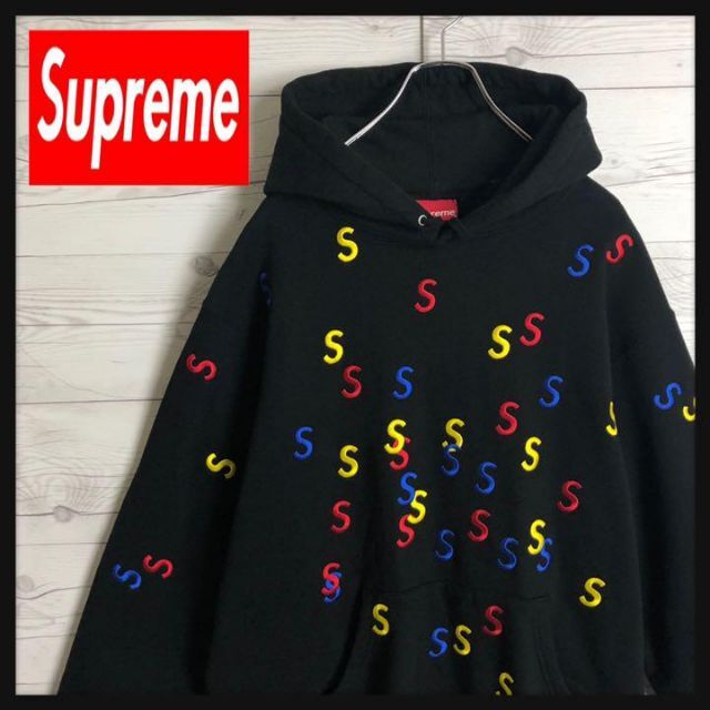 新品 希少 Supreme  バイカラー エスロゴ 刺繍 パーカーコメントありがとうございます