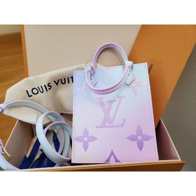 最適な材料 LOUIS VUITTON - ●限定 未使用 ヴィトン プティット・サックプラ● ショルダーバッグ 最適な材料 LOUIS VUITTON - ●限定 未使用 ヴィトン プティット・サックプラ● ショルダーバッグ