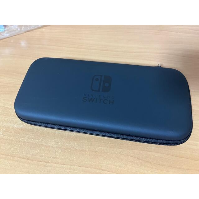 Nintendo Switch(ニンテンドースイッチ)のNintendo Switch 収納ケース  黒 ガラスフィルム 肉球ボタン エンタメ/ホビーのゲームソフト/ゲーム機本体(その他)の商品写真