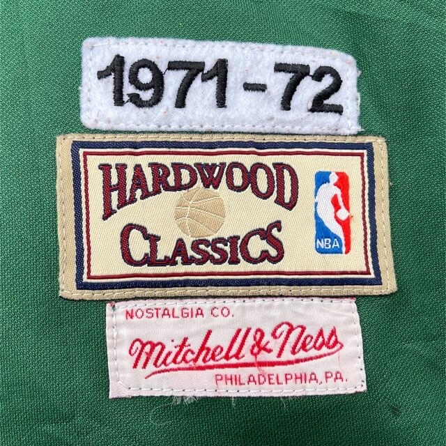 MITCHELL & NESS(ミッチェルアンドネス)のMitchell&Ness Milwaukee Bucks メンズのトップス(タンクトップ)の商品写真