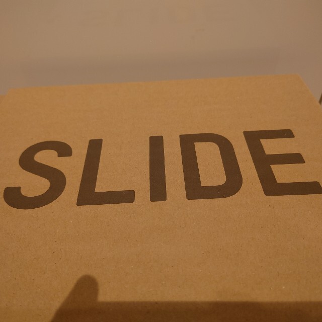 adidas(アディダス)のadidas YEEZY Slide PURE GW1934 26.5cm メンズの靴/シューズ(サンダル)の商品写真