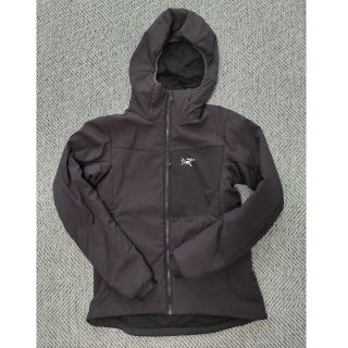 アークテリクス(ARC'TERYX)のProton LT Hoody Women's Sサイズ(登山用品)