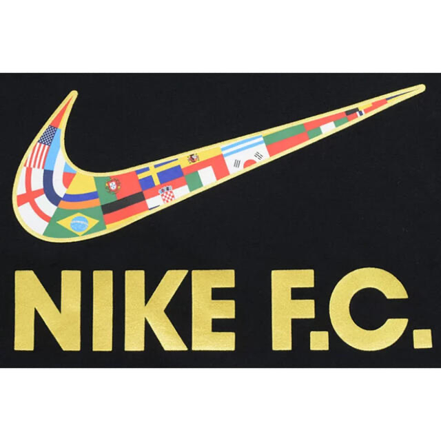 NIKE(ナイキ)のNIKE半袖Tシャツ/ナイキFCスウッシュフラッグ/プリント半袖カットソー黒L メンズのトップス(Tシャツ/カットソー(半袖/袖なし))の商品写真