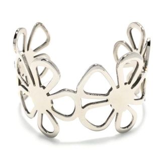 Tiffany & Co.(フラワー ・ ブレスレット/バングル)のフリマ Tiffany & Co.(フラワー ・ ブレスレット/バングル)のフリマ