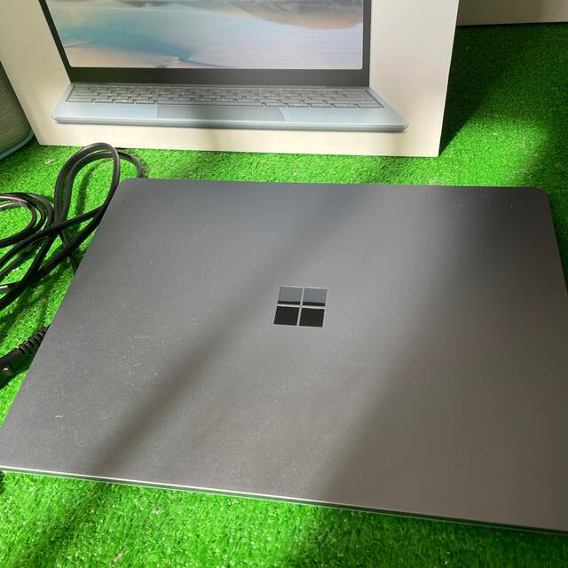 Microsoft(マイクロソフト)のMicrosoft surface laptop go 128G 美品 スマホ/家電/カメラのPC/タブレット(ノートPC)の商品写真