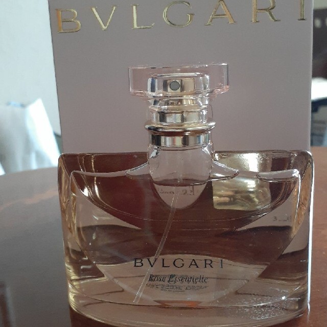 BVLGARI - 廃盤☆入手困難 ブルガリの香水 ローズエッセンシャル BVLGARI - 廃盤☆入手困難 ブルガリの香水 ローズエッセンシャル