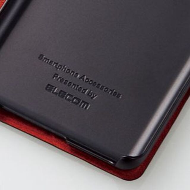 ELECOM(エレコム)のAQUOS R6 用 ｿﾌﾄﾚｻﾞｰｹｰｽ UltraSlim 磁石付BK649 スマホ/家電/カメラのスマホアクセサリー(Androidケース)の商品写真