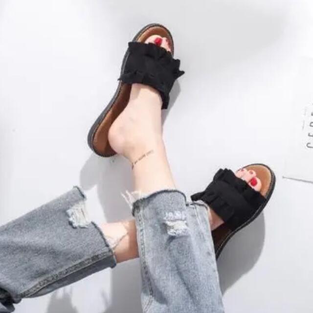 フリル　ぺたんこ　サンダル  ブラック レディースの靴/シューズ(サンダル)の商品写真