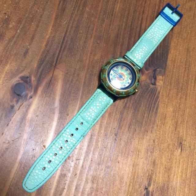 swatch(スウォッチ)のswatch レディースのファッション小物(腕時計)の商品写真