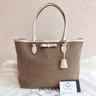 プラダ トートの通販 8,000点以上 | PRADAを買うならラクマ