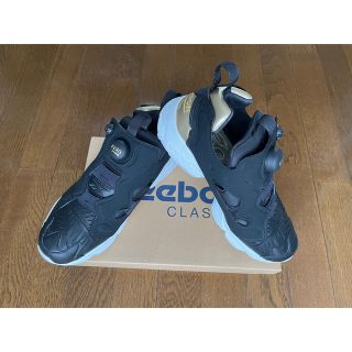 リーボック(Reebok)のリーボック インスタポンプフューリー ブラックゴールド(スニーカー)