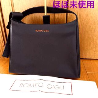 ロメオジリ(ROMEO GIGLI)のROMEO GIGLI◆ショルダーバッグ/無地/ブラック 黒　バッグ】(ショルダーバッグ)