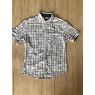 バーバリーブラックレーベル(BURBERRY BLACK LABEL)の【着用1〜2回】BURBERRY BLACK LABEL / 半袖シャツ(シャツ)