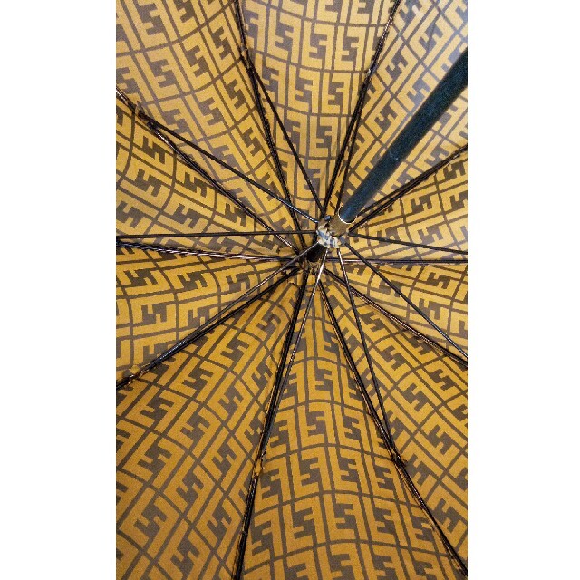 FENDI　傘 レディースのファッション小物(傘)の商品写真