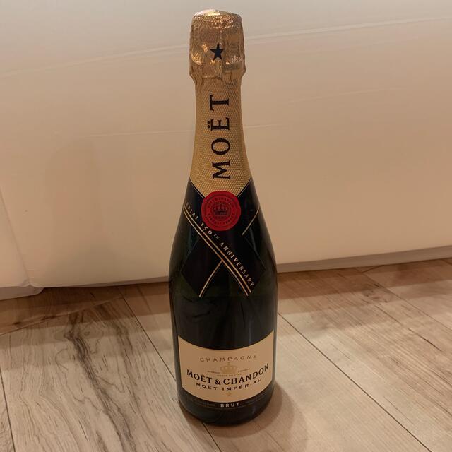 MOËT & CHANDON(モエエシャンドン)のモエ・エ・シャンドン モエ・アンペリアル 食品/飲料/酒の酒(シャンパン/スパークリングワイン)の商品写真