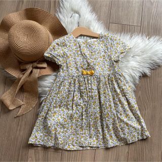 オシュコシュ(OshKosh)のオシュコシュ　ワンピース　小花柄(ワンピース)