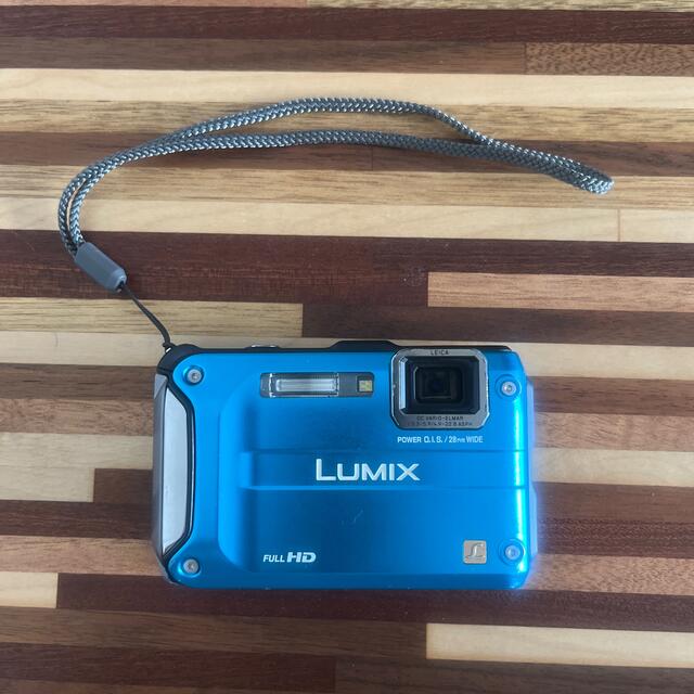 デジタルカメラ　LUMIX （DMC-FT3）