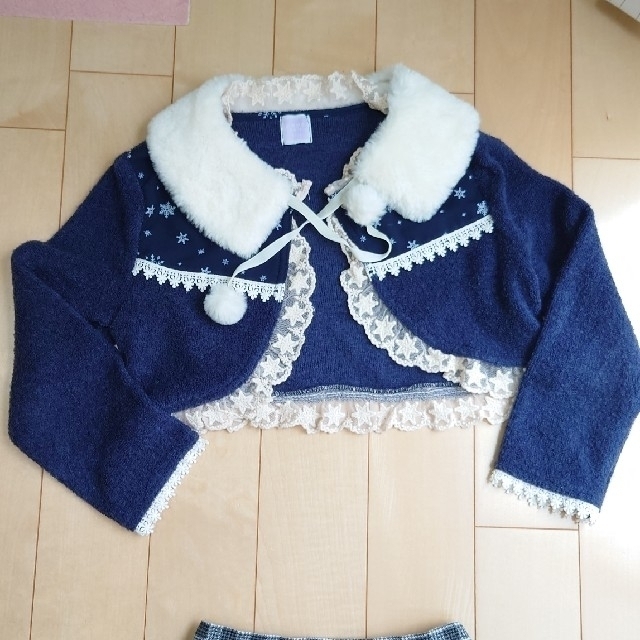 axes femme(アクシーズファム)のaxes femme kids ボレロ カーディガン ＆スカート　セット キッズ/ベビー/マタニティのキッズ服女の子用(90cm~)(カーディガン)の商品写真