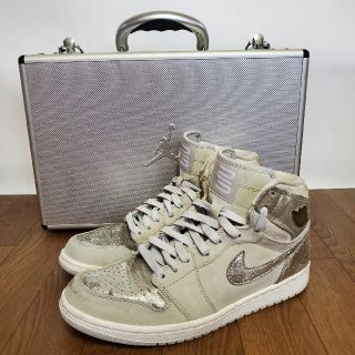 ナイキ(NIKE)のNIKE エアジョーダン1レトロ ハイSILVER 25周年アタッシュケース付き(スニーカー)