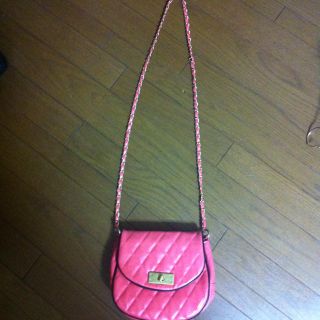 フォーエバートゥエンティーワン(FOREVER 21)のタグ付き！ショルダーバック(ショルダーバッグ)
