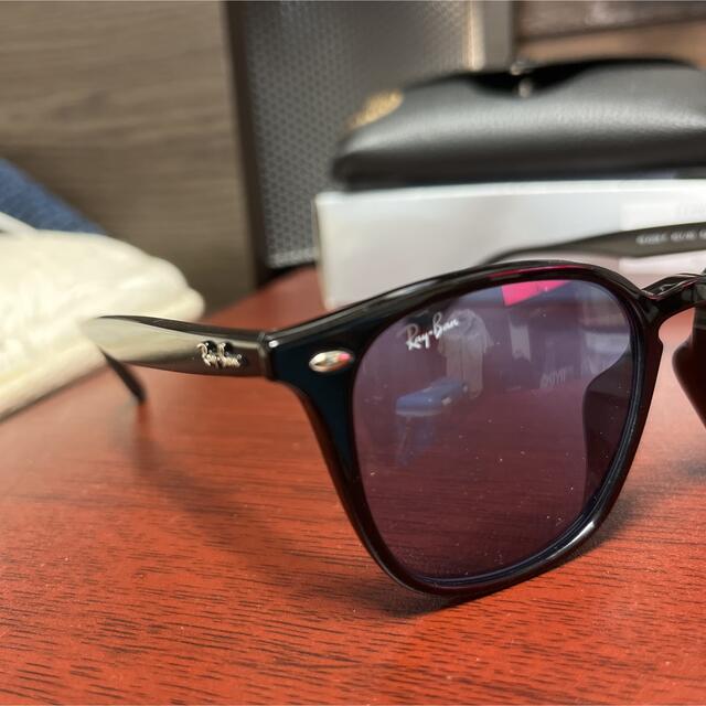 Ray-Ban(レイバン)の新品 RayBan レイバン RB4258F 601/80 52 サングラス メンズのファッション小物(サングラス/メガネ)の商品写真