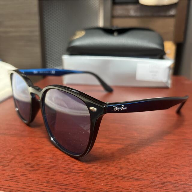 Ray-Ban(レイバン)の新品 RayBan レイバン RB4258F 601/80 52 サングラス メンズのファッション小物(サングラス/メガネ)の商品写真