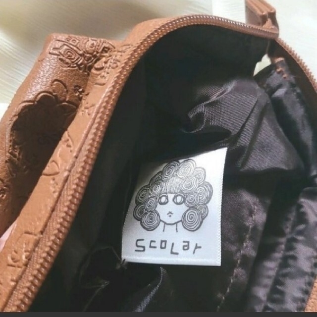 【SCOLar】型押しネコ柄ポーチ