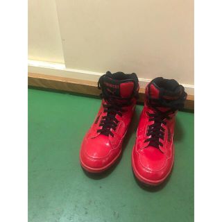 プーマ(PUMA)のスニーカー(スニーカー)