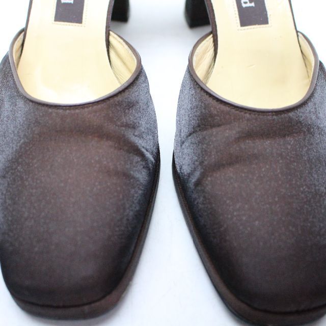 Pitti(ピッティ)の  良品 Pitti 本革サテン地パンプス 23.5（2E）/B85       レディースの靴/シューズ(ハイヒール/パンプス)の商品写真