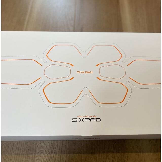 SIXPAD(シックスパッド)のSIXPADシックスパッド アブズベルトSMLサイズ（ウエスト58〜100cm） スポーツ/アウトドアのトレーニング/エクササイズ(トレーニング用品)の商品写真