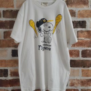 ハンシンタイガース(阪神タイガース)の【即日発送/未使用品】SNOOPY×阪神タイガース　コラボTシャツ　サイズS(Tシャツ/カットソー(半袖/袖なし))