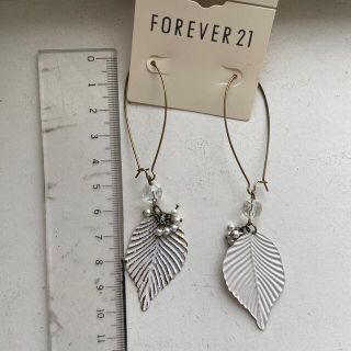 フォーエバートゥエンティーワン(FOREVER 21)のForever21 ピアス(ピアス)