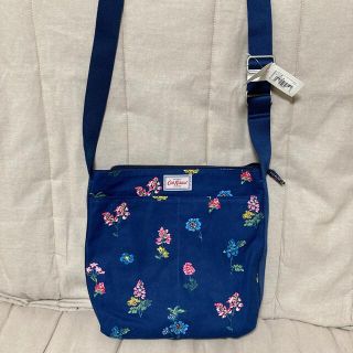 キャスキッドソン(Cath Kidston)の【新品】キャスキッドソン メッセンジャーバッグ(ショルダーバッグ)