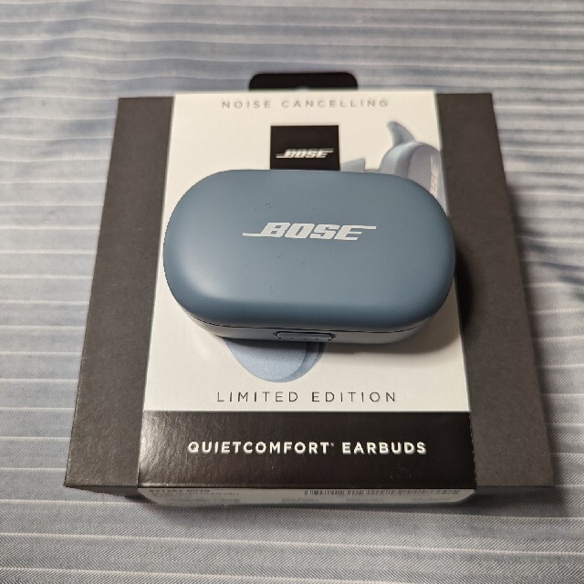 Bose QuietComfort Earbuds 充電ケースと空箱