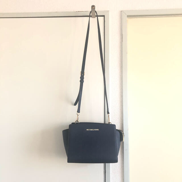 Michael Kors - マイケルコース ネイビーショルダーバッグの通販 by