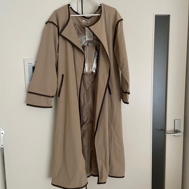 VANNIE U パイピングコート　トレンチコート レディースのジャケット/アウター(ロングコート)の商品写真