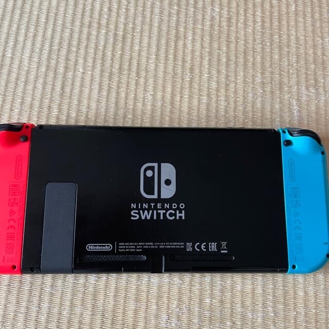 Nintendo Switch スイッチ　本体 エンタメ/ホビーのゲームソフト/ゲーム機本体(家庭用ゲーム機本体)の商品写真