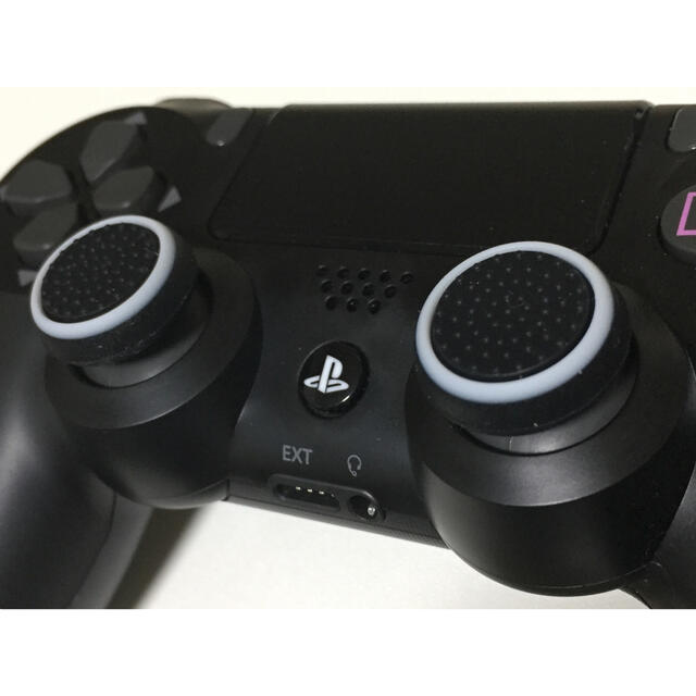 【訳あり】スティックカバー 6個セット ps4 白3個水色3個  エンタメ/ホビーのゲームソフト/ゲーム機本体(その他)の商品写真