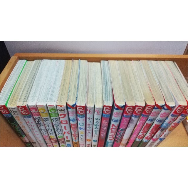 少女漫画① 1冊100円+送料の通販 by とうふ's shop|ラクマ