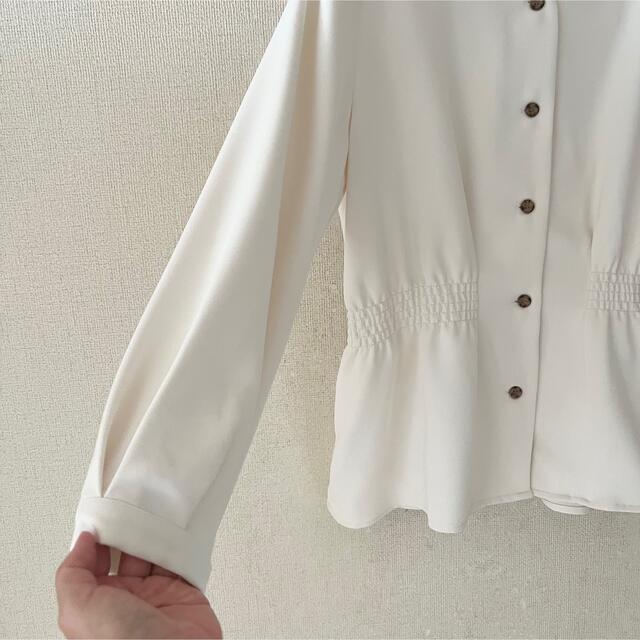 le.coeur blanc(ルクールブラン)のルクールブラン♡デザインシャツ レディースのトップス(シャツ/ブラウス(長袖/七分))の商品写真