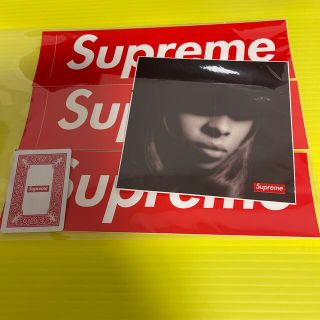 シュプリーム(Supreme)のsupremeステッカーセット、トランプ小1枚(ステッカー（シール）)